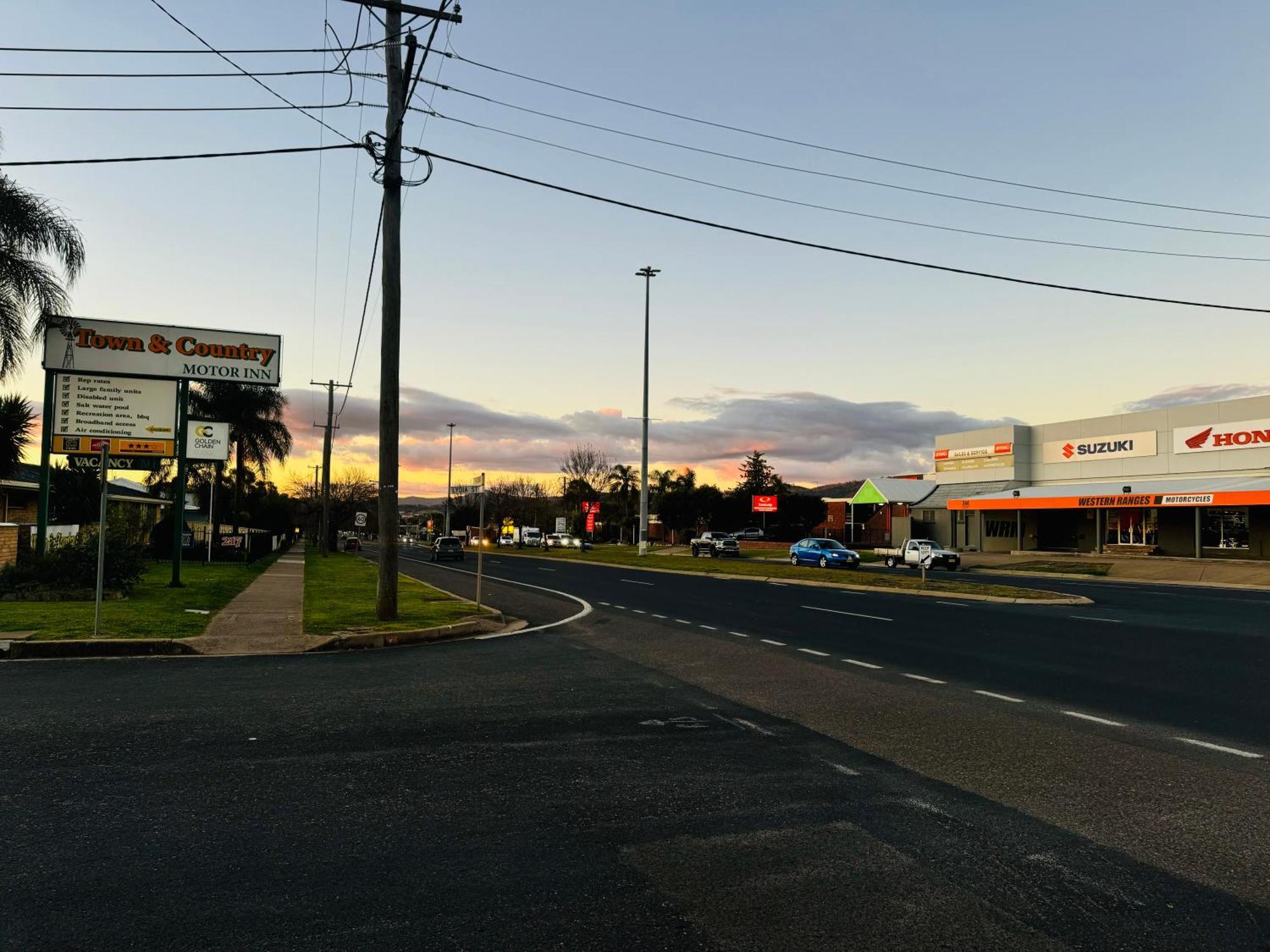 Town And Country Motor Inn Tamworth Esterno foto